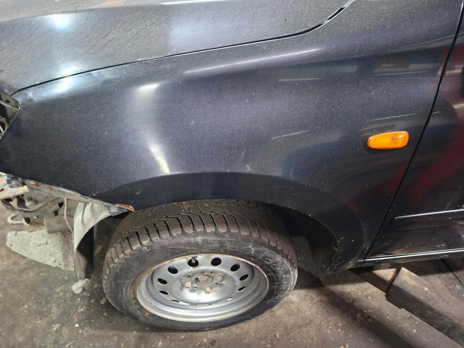 Продам крылья на лада гранта