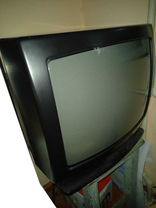 Продаётся Японский телевизор Shivaki