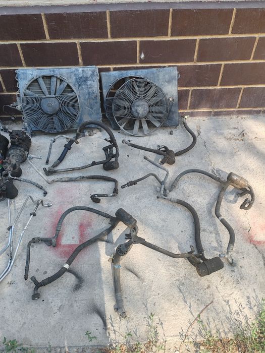 Мерседес 124 кандёр компрессор вентилятор радиатор сатылады