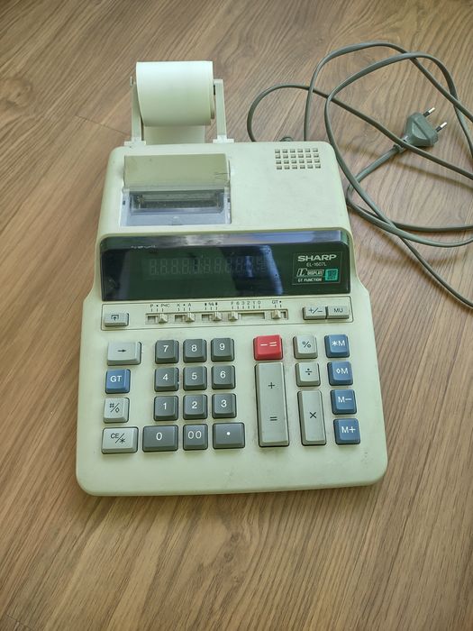 Антика калкулатор Sharp