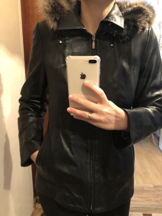 Яке естествена кожа с качулка с пух