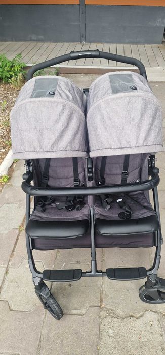 Детска количка за близнаци Peg Perego