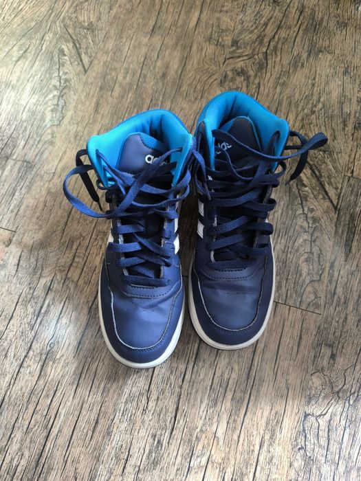 Маратонки Адидас 40 номер и Кецове на Fila 36 номер