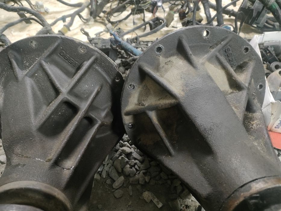 Продам запчасти от делики 4м40