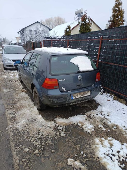 Autoturism WV Golf 4