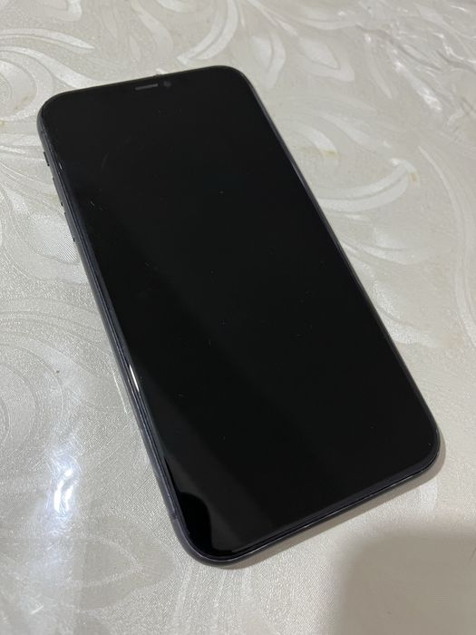 Продам Iphone 11