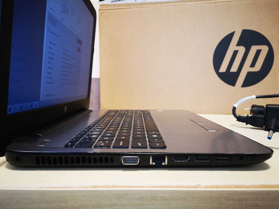 Laptop HP 250G5 i5,15.6FHD,8GbDDR4,SSD256GB,AMD RadeonR5M430 2GB,Win10