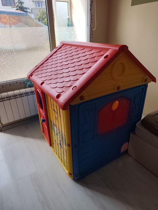 Цветна детска къщичка за открити пространства 125x100x104 см