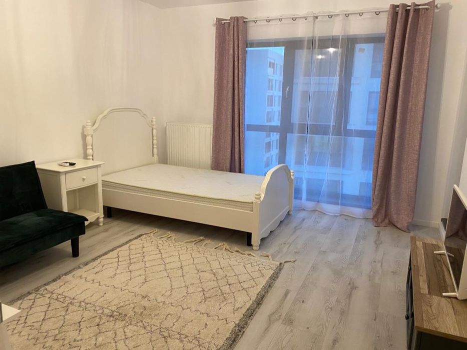 Proprietar garsoniera Exigent Plaza Residence