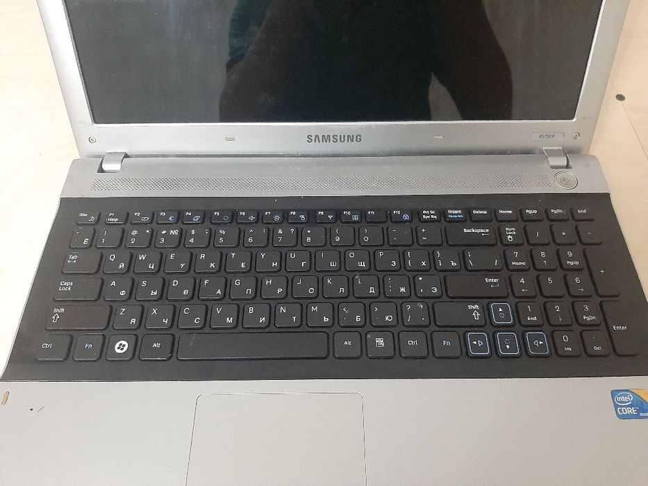 Samsung ноутбук сатылады