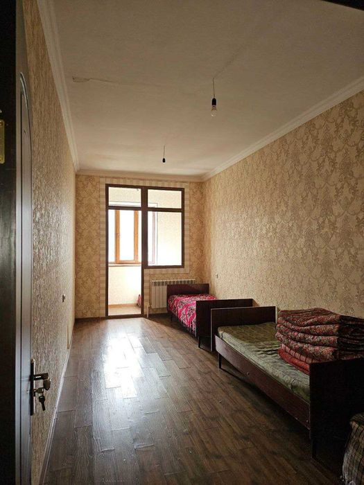 Ibin sino 3 xonalik  kvartira sotuvda