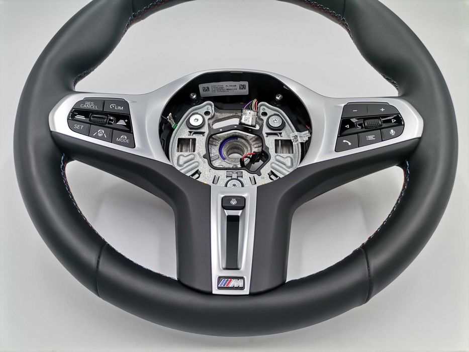 M Sport Спортен Волан BMW G20 G21 G22 G26 i4 G30 G31 G14 G01 G11 G05