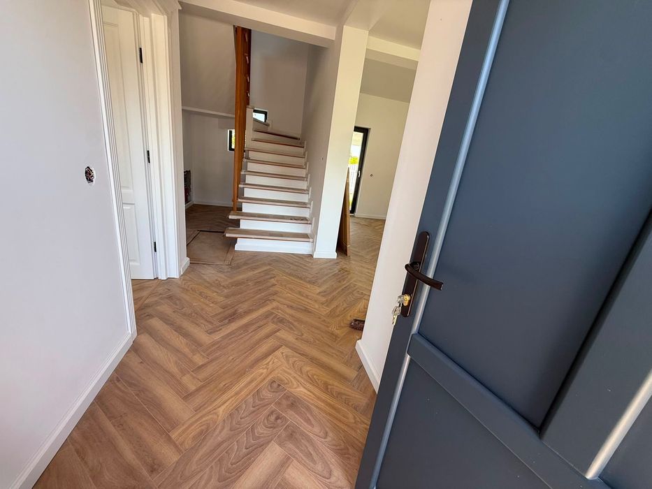 Vila duplex intabulata in Hlincea, 2,5 km de lidl poitiers,  toate utilitatile