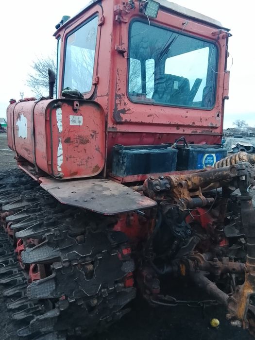 Продам Трактор ДТ-75 болотник