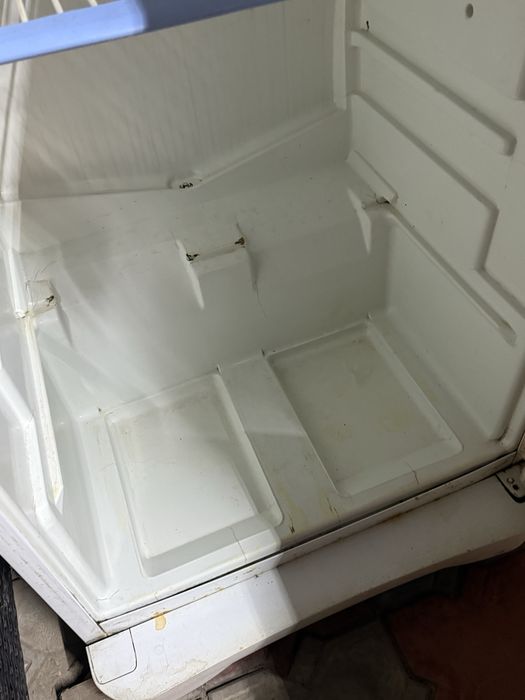 Холодильник Indesit