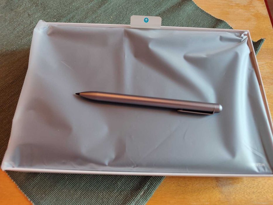 huawei mediapad m5 lite 10+ таблет, не различим от нов!