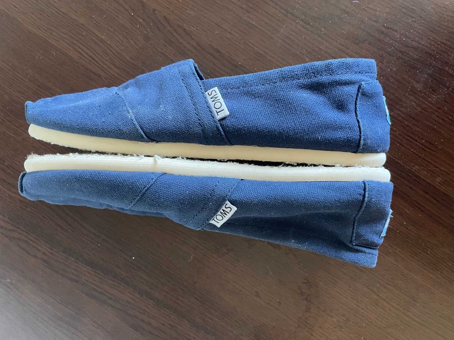 TOMS еспадрили унисекс 38.5