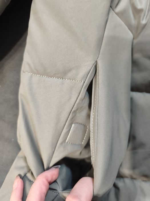 Утепленная куртка новая