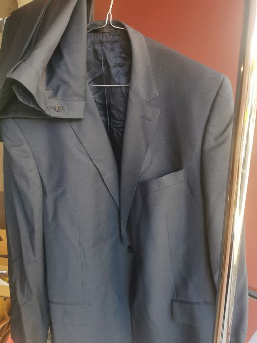 Продавам дрехи мъжки