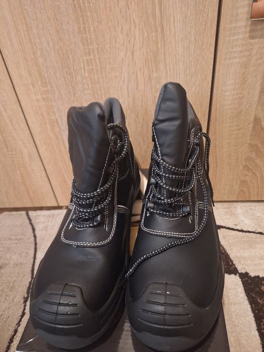 Bocanci de protecție