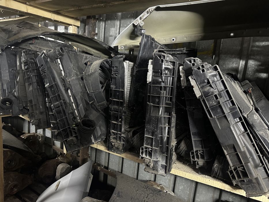 Radiatoare bmw e90 e91 e92 e87 e81 set radiatoare bmw e90 e91 e87 e81