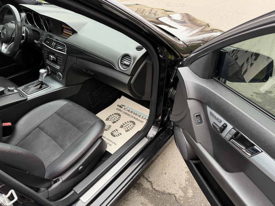 Mercedes W204 BRABUS Body Kit Состаяние Зор Пробег 198000Км