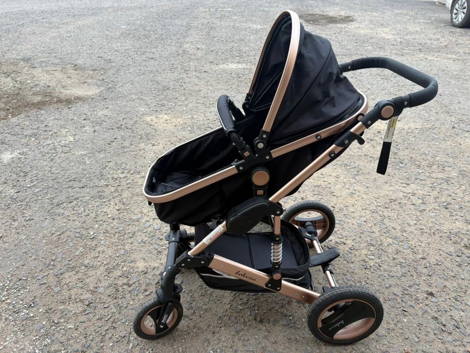 Коляскп прогулочная