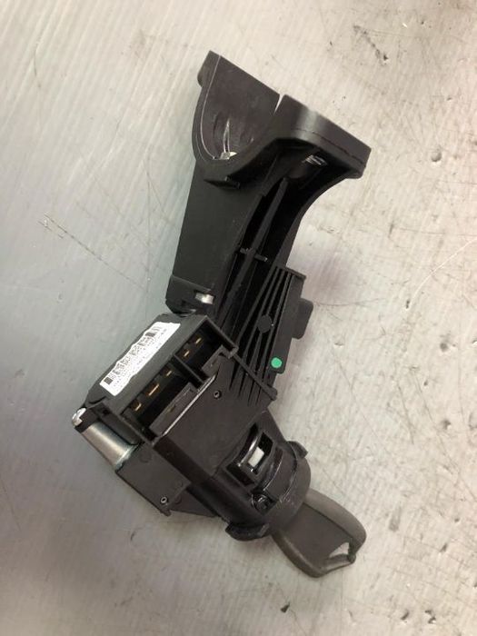 contact cu cheie fiat punto