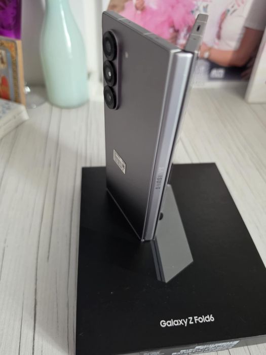 Samsung Galaxy Z Fold 6