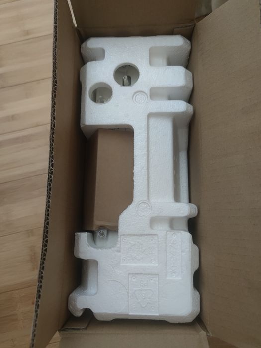 Продам швейную машину