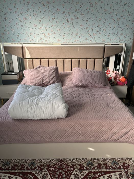 Спальный гарнитуры