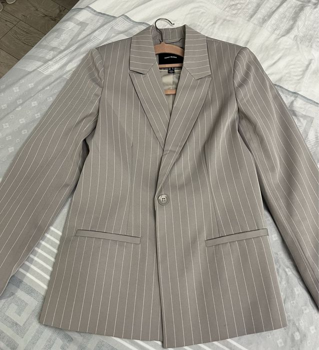 Нов костюм Vero Moda