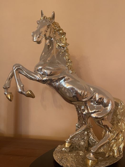 Статуэтка Лошадь, сувенир богатый
