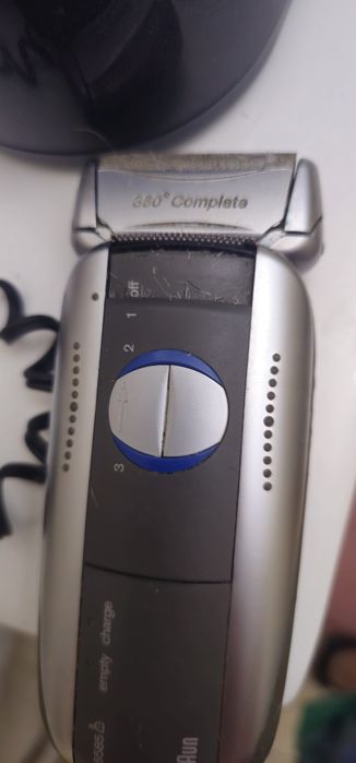 Электробритва Браун