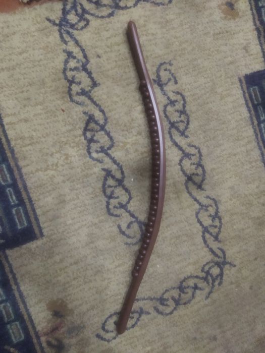 Продам массажёр ручной.