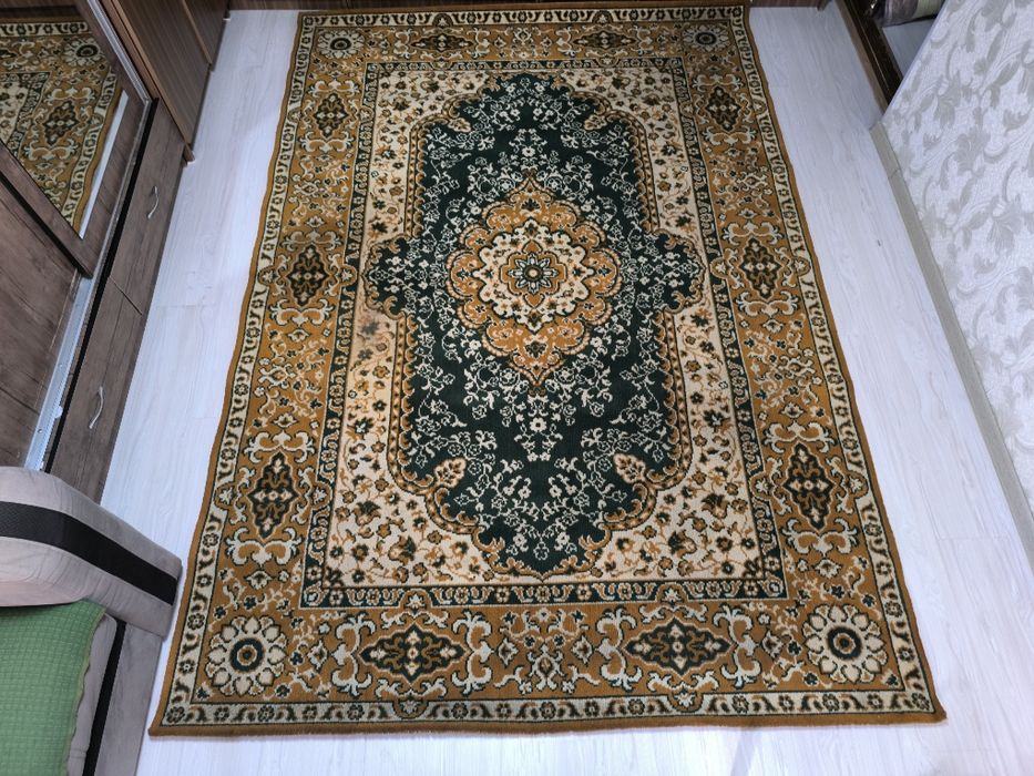 Продается ковёр.