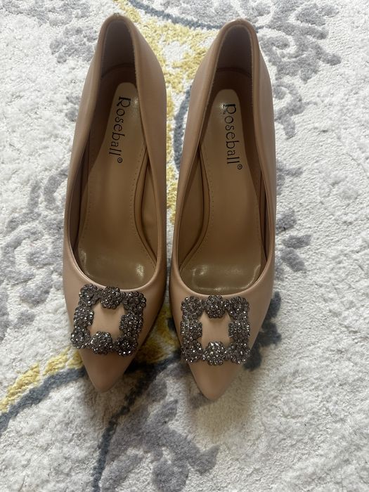 Каблук сатылады.