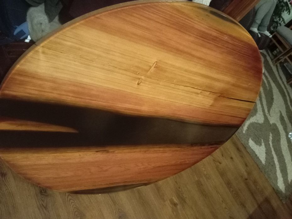Blat masă rotundă cu rășină epoxidică