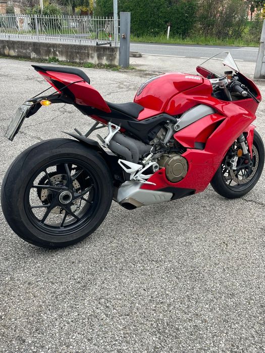 Ducati panigale V4