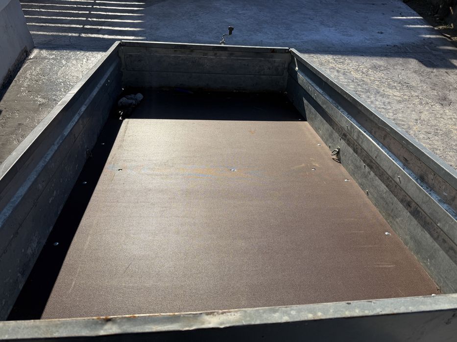 Remorca THULE 210x120