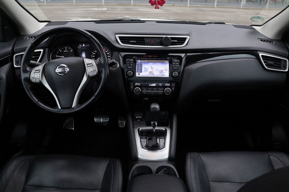 Nissan Qashqai Tekna Automat Black edition