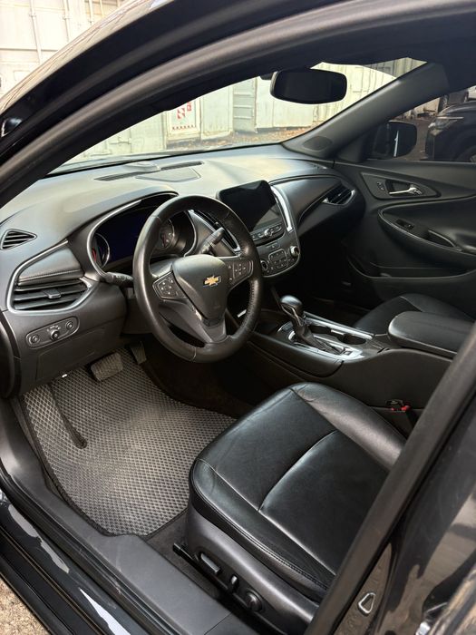 Malibu 2.4 2018 premier qilingan