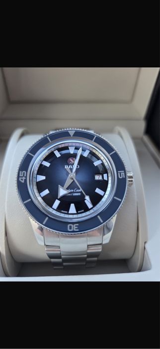 Продам часы Rado