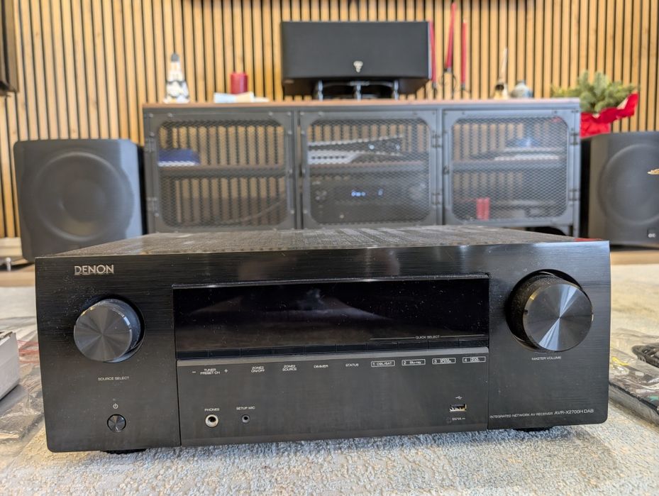 Receiver AV 8k Denon AVR-X2700H DAB
