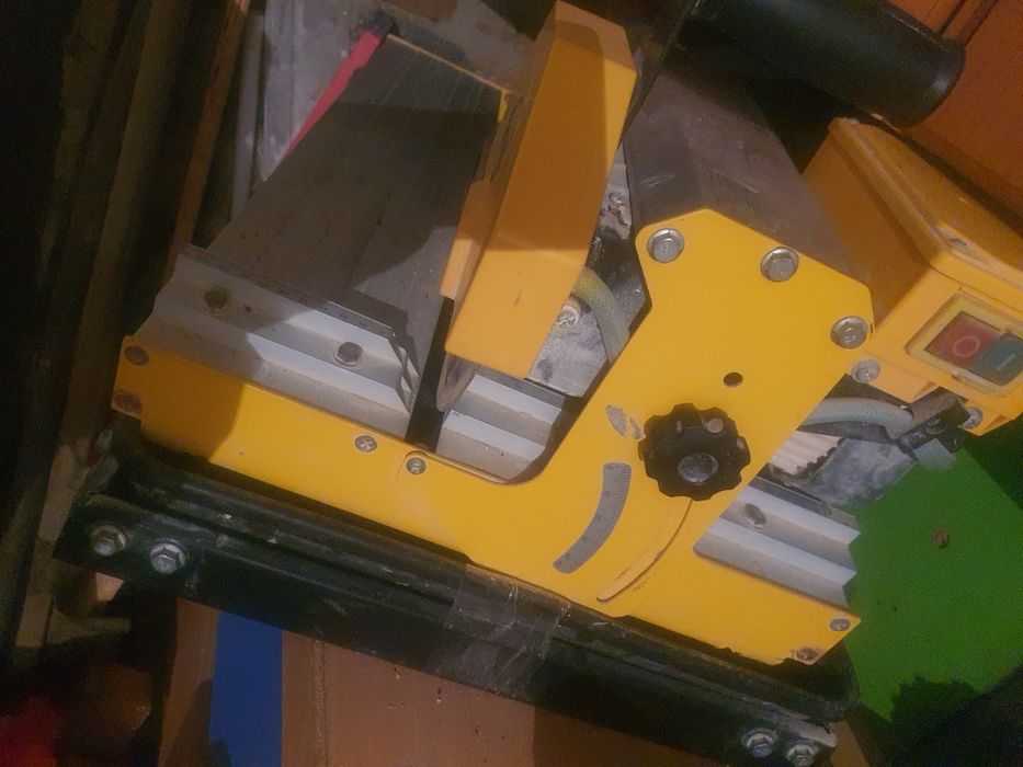 Плиткорез электрический есть еаспи рэд