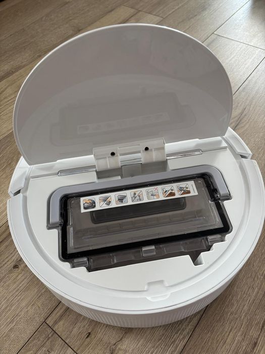 Robot aspirator Rowenta Xplorer Series 120AI