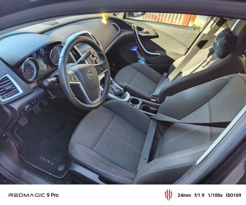 Schimb  opel astra j