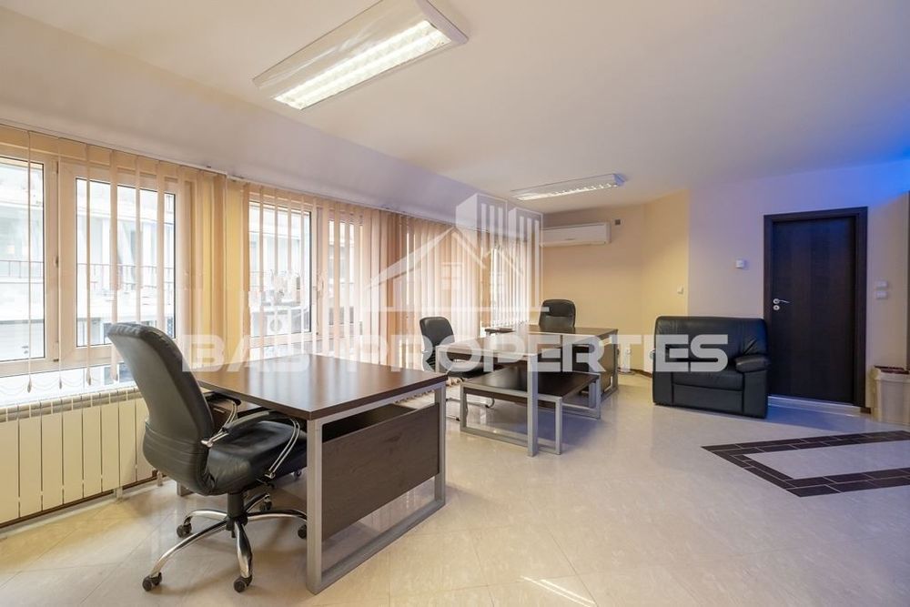 Продава се Тристаен апартамент в София, Лозенец - 92 кв.м за 2107 €/кв.м - Снимка #3