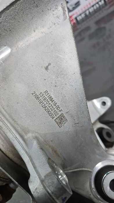 Fuzeta dreapta spate cu rulment NOUA 1188416-00-F Tesla Model 3 (5YJ3)