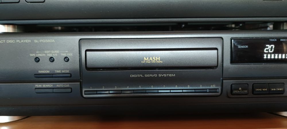 Technics SL PG 580A CD Player